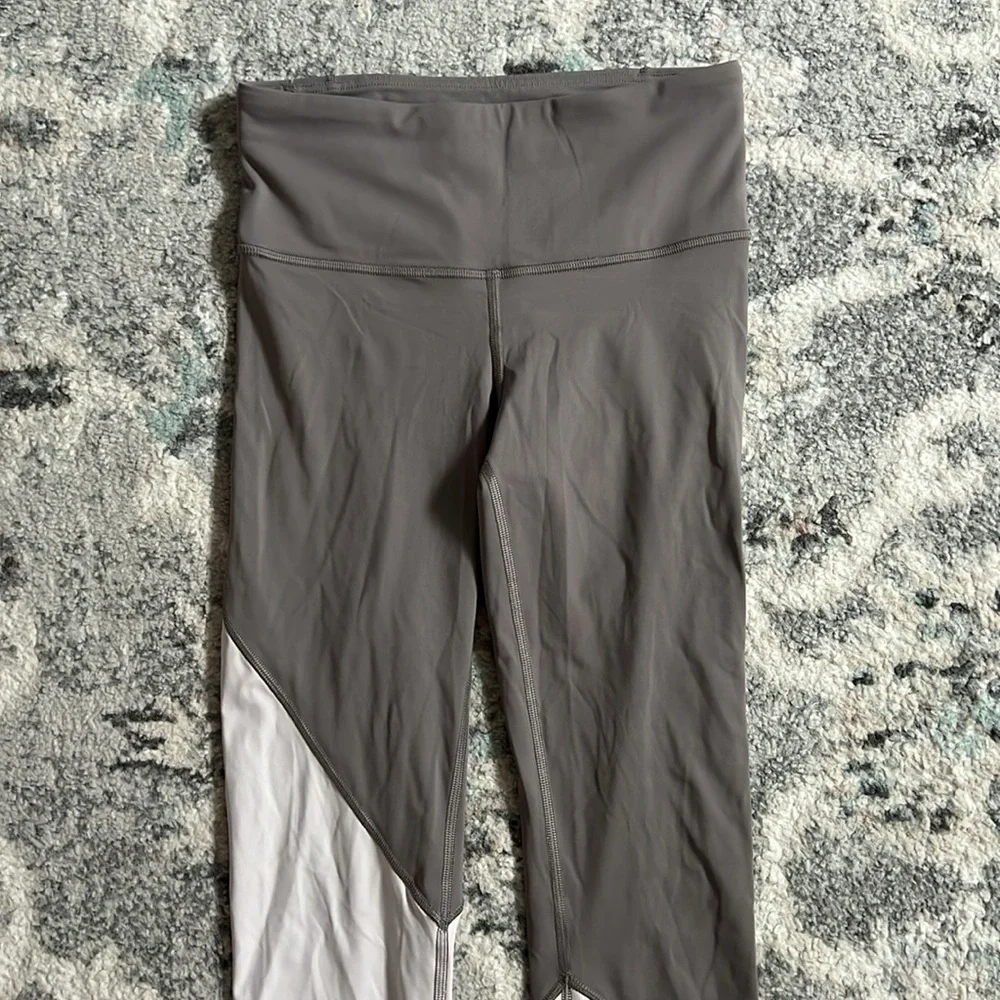 Lululemon Speed Wunder Tight Leggings Size 4